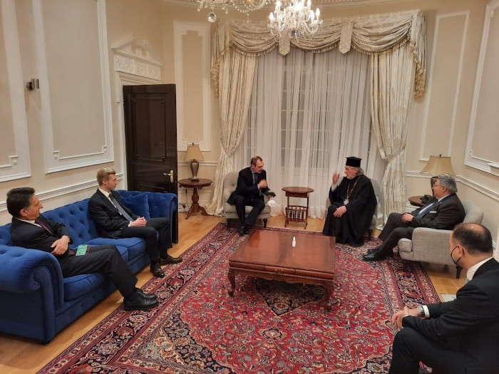 Συνάντηση του Αρχιεπισκόπου Θυατείρων με τον Υφυπουργό κ. Κατσανιώτη