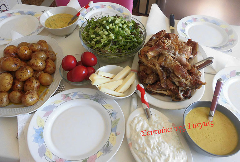 Πασχαλινό Τραπέζι: Αρνάκι ή κατσικάκι με κρούστα